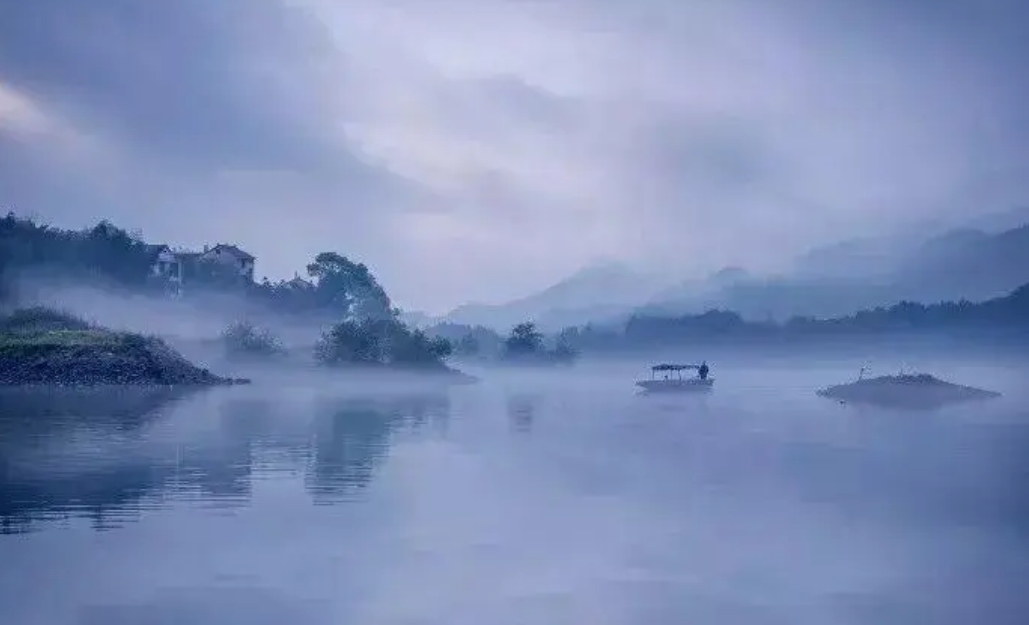 途經(jīng)歲月，淡寫(xiě)時(shí)光